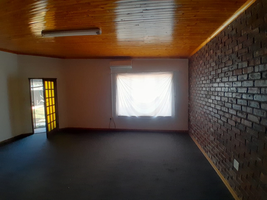 4 Bedroom Property for Sale in Kathu Northern Cape